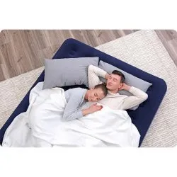 Aufblasbare Matratze mit Pumpe 203 x 152 x 22 cm Bestway 67003