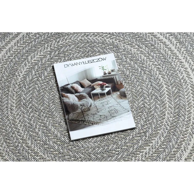 Boho-Stil runder Teppich aus grauem Sisal, perfekt für moderne Räume