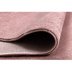 SOFTY Teppich in rosa, perfekt für Garten oder Kinderzimmer