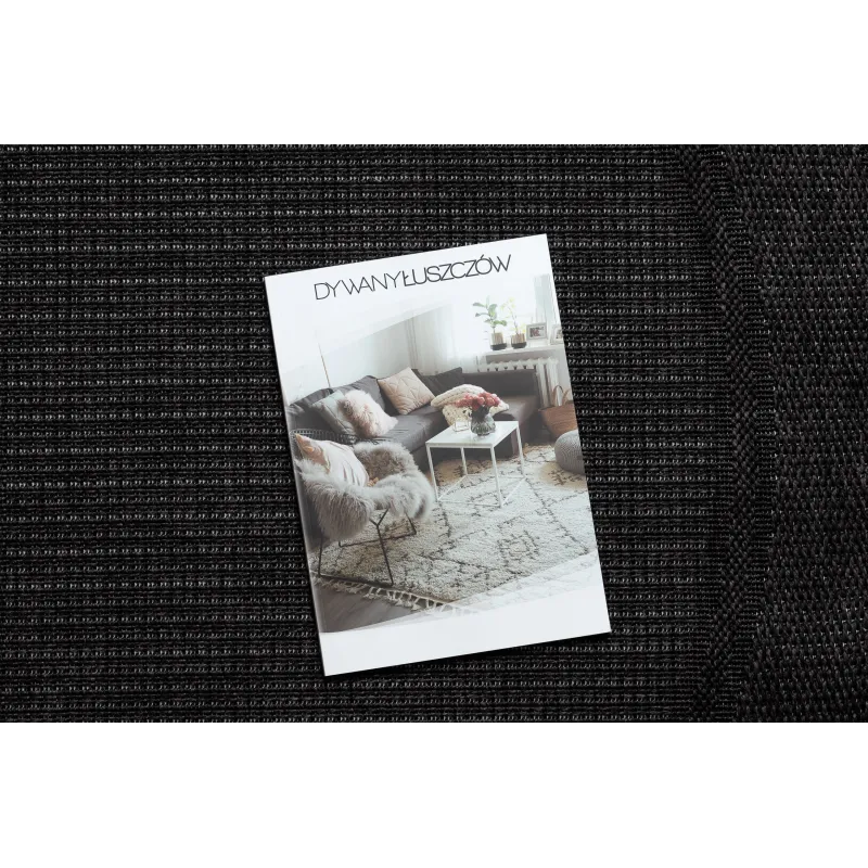 Schwarzer runder Sisal Teppich, stilvolles Accessoire für den Außenbereich