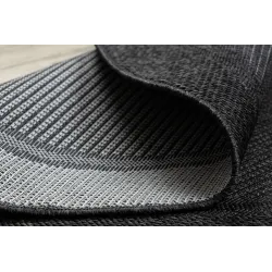 Runder Sisal Teppich schwarz, ideal für Entspannungsbereiche im Garten