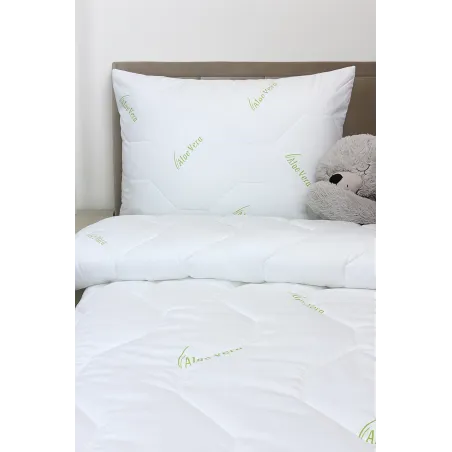 Ganzjahres-Kinderbettdecke in Aloe Vera Grün 100x135 cm, ideal für das ganze Jahr