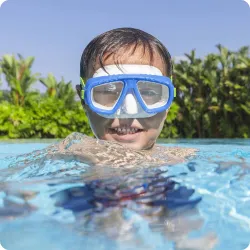 Moderne blaue Schwimmmaske Bestway 22011, ideal für Wassersport