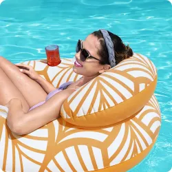 Bestway 43643 Schwimmring mit Rückenlehne, ideal zum Entspannen im Wasser