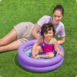 Türkisfarbener aufblasbarer Pool, ideal für Gartenpartys im Sommer