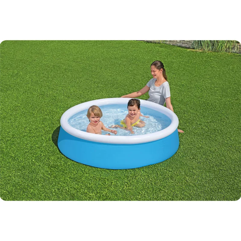 Kinderpool, der Freude und Abkühlung an heißen Tagen bietet