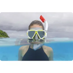 Weißes Tauchset, ideal zum Entdecken der Unterwasserwelt