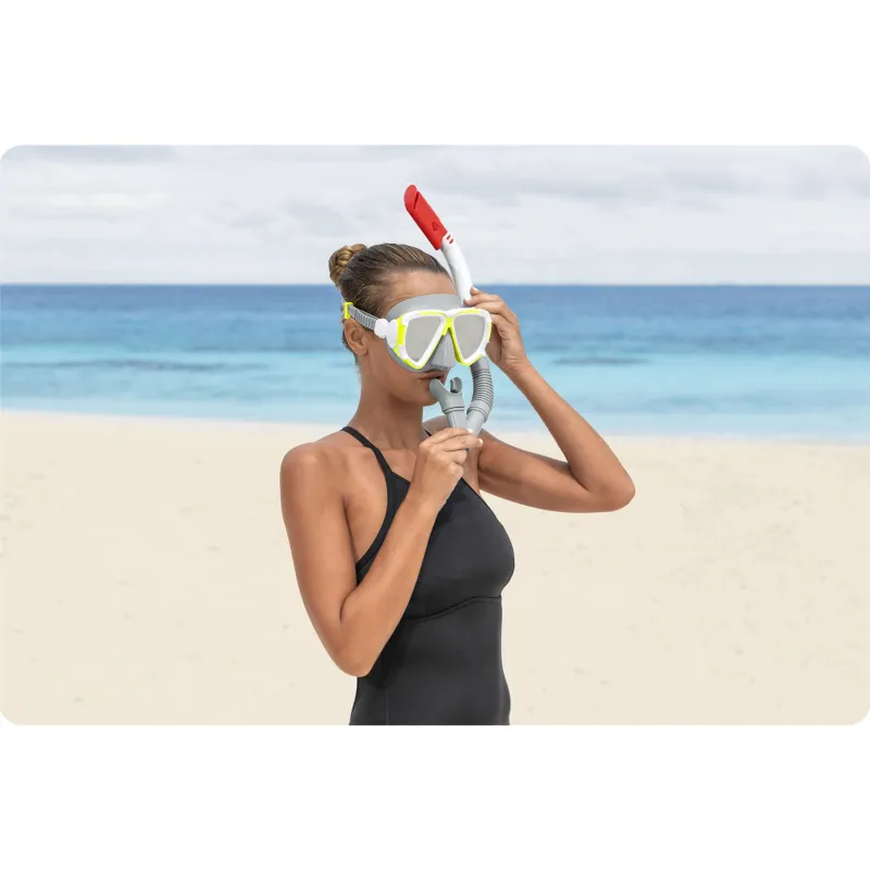 Tauchset mit Zubehör, ideal für den Urlaub am Wasser