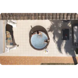 Brauner aufblasbarer SPA Lay-Z Bali, ideal für den Garten oder die Terrasse