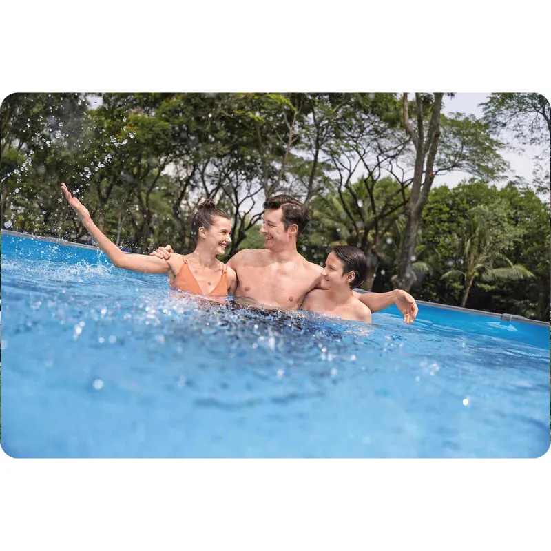 Familienfreundlicher 549 x 132 cm Gartenpool, ideal zum Entspannen
