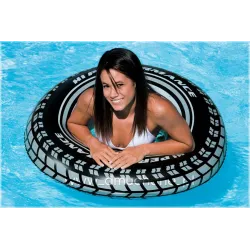Rosa Schwimmring, ideal für Wasserspaß und Sommeraktivitäten