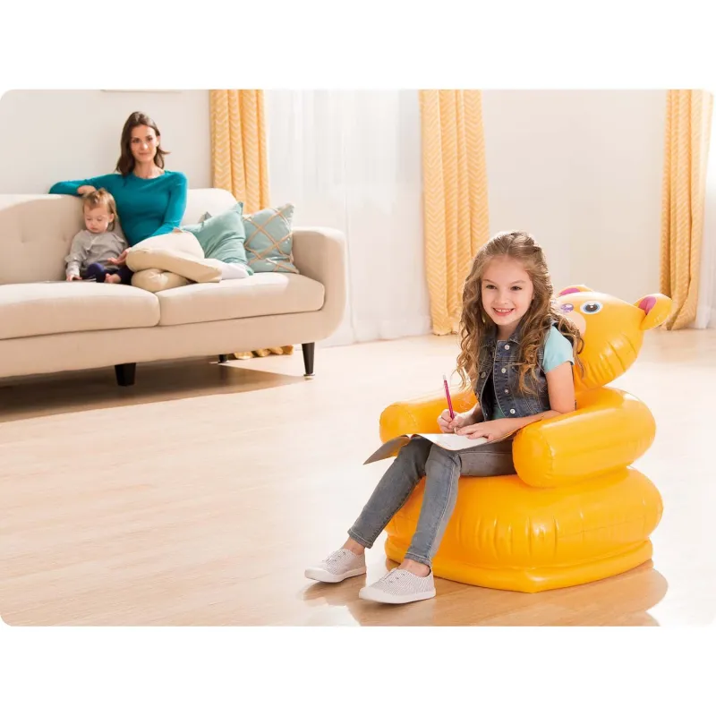 Aufblasbarer Kindersessel Fröhliche Tiere 65 x 64 cm, ideal für das Spielen im Freien