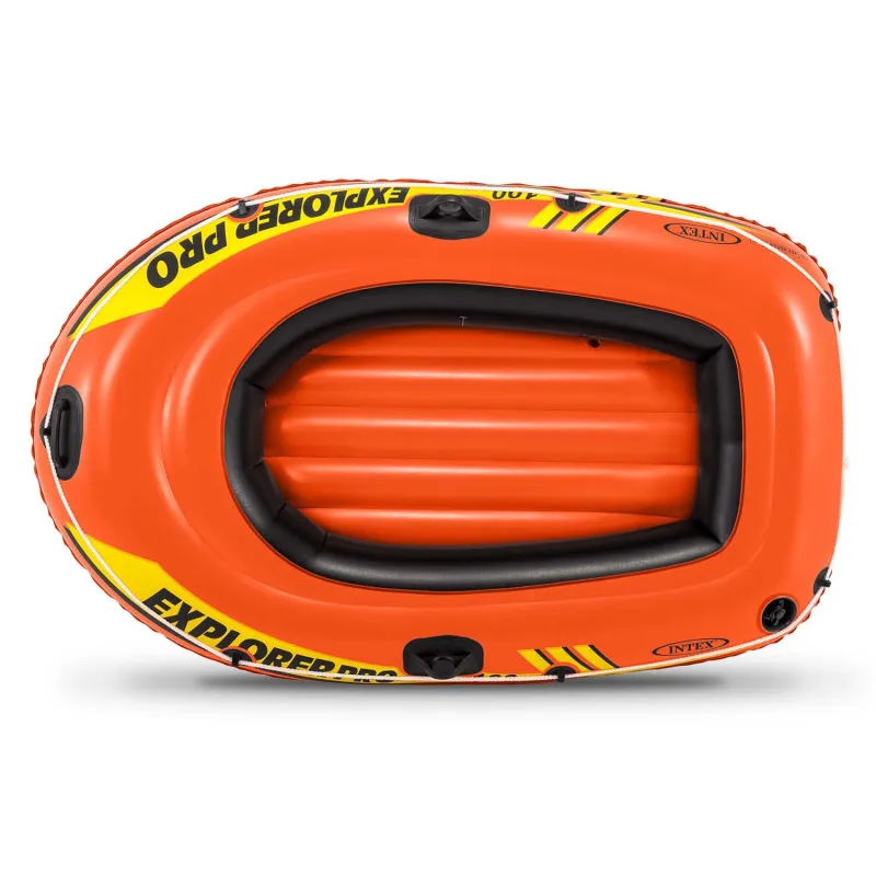Gelbes Explorer PRO 100 Schlauchboot, ideal für Familienabenteuer auf dem Wasser