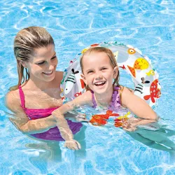 Weicher Schwimmring 51 cm, bequem und sicher für Kinder im Wasser
