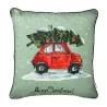 Retro-Auto mit Weihnachtsbaum