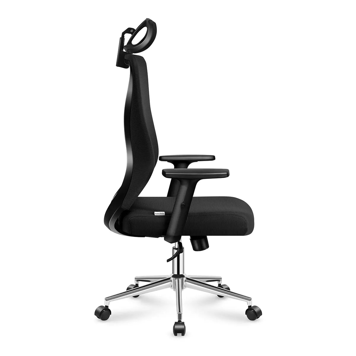 Linke Seite des Stuhls Mark Adler Manager 3.5 Black